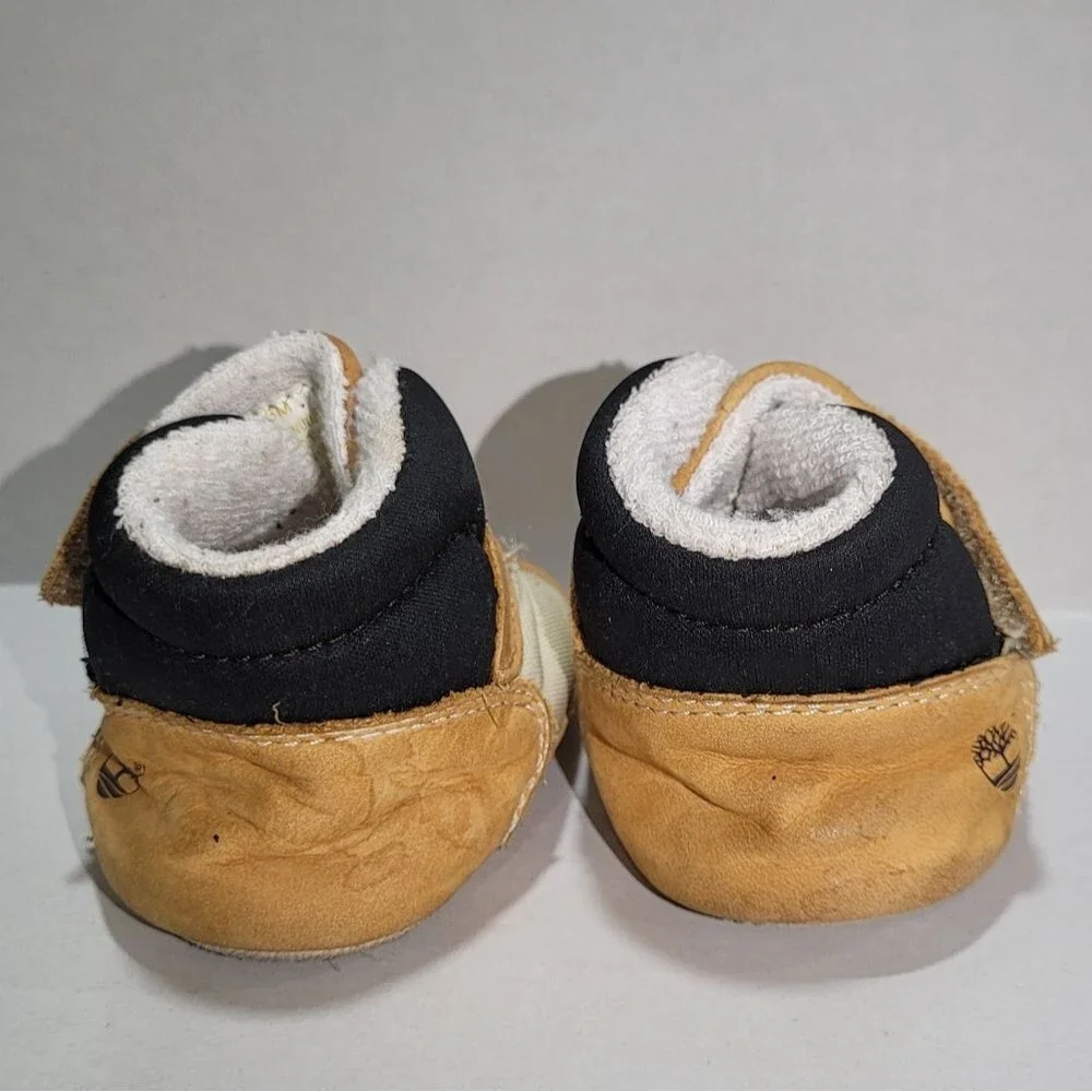 Timberland Size 3 Months Tan and Cream Kids Booties Boots Shoes